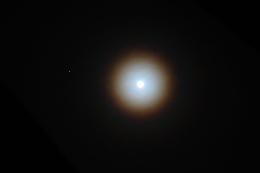Aureole um Mond 2